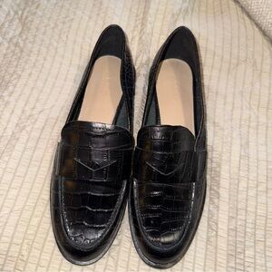 NWOB ALDO Black Leather Croc Embossed Penny Loafers 9